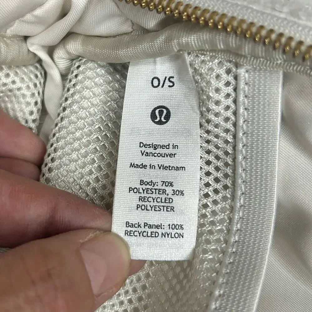 Lululemon  Everywhere fleece white ivory Sherpa crossbody belt bag 1L. OS